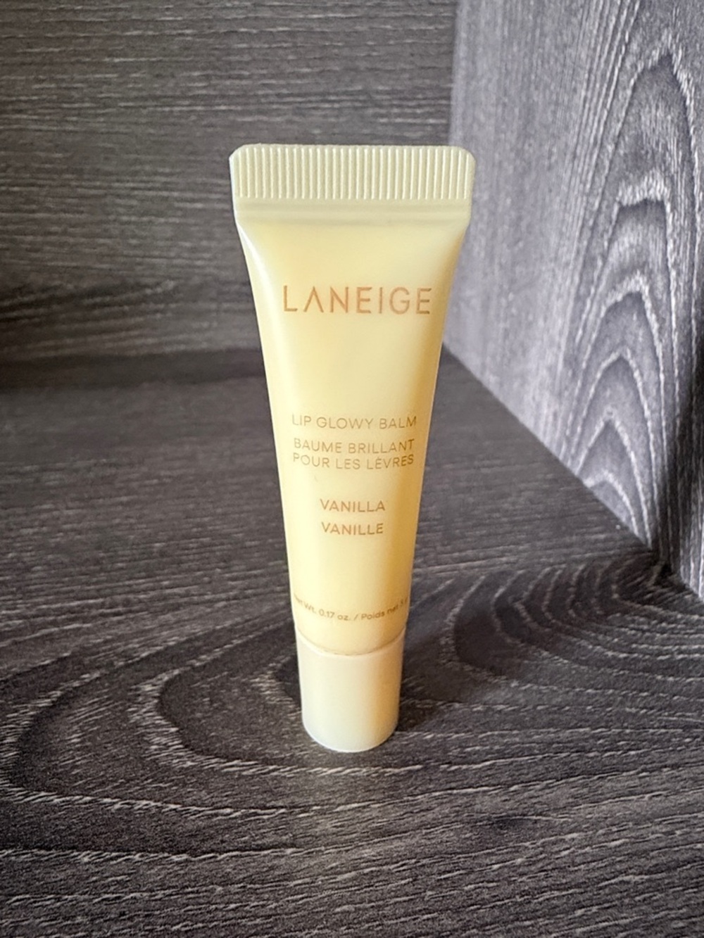 ❤️$9 NWT LANEIGE Lip Glowy Balm Vanilla 5g